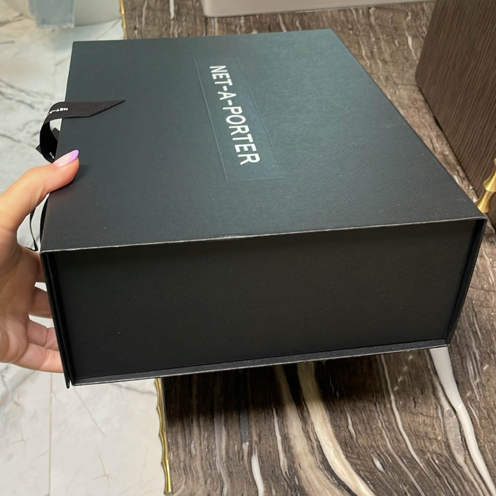 Net-A-Porter Black Gift Box - Picture 6 of 11